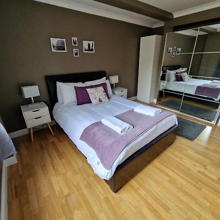 3 Bedrooms Flat Near Russell Square Лондон Екстер'єр фото
